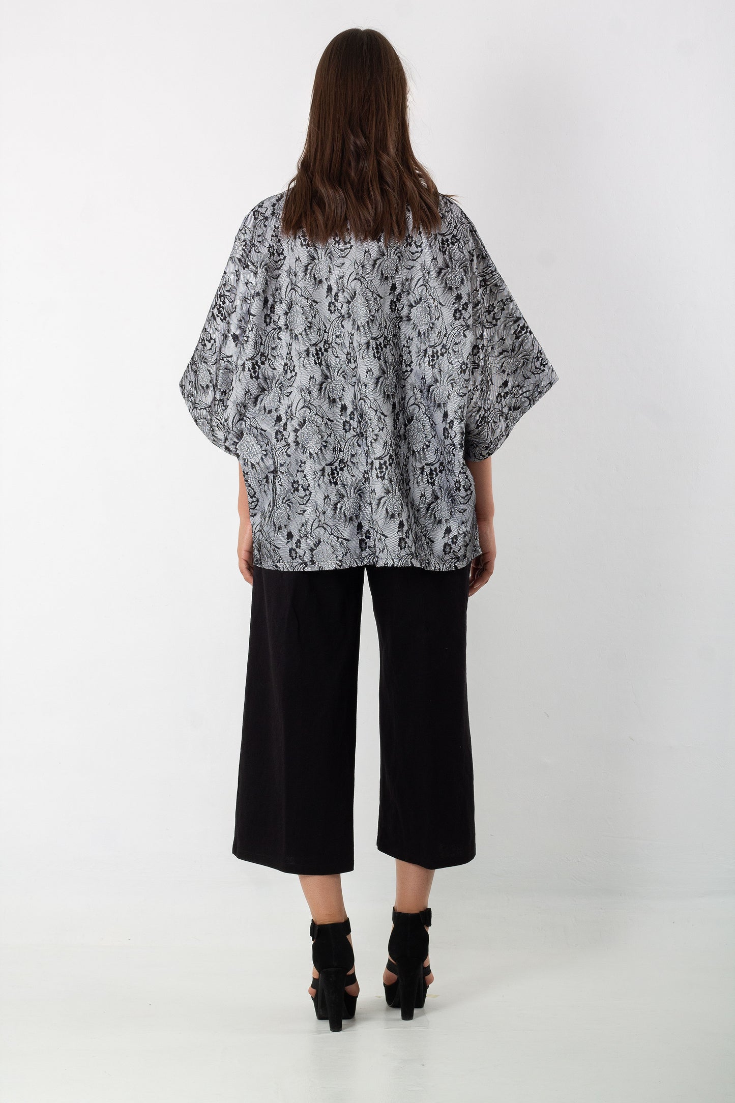 Kimono Dual Cover/Uncover